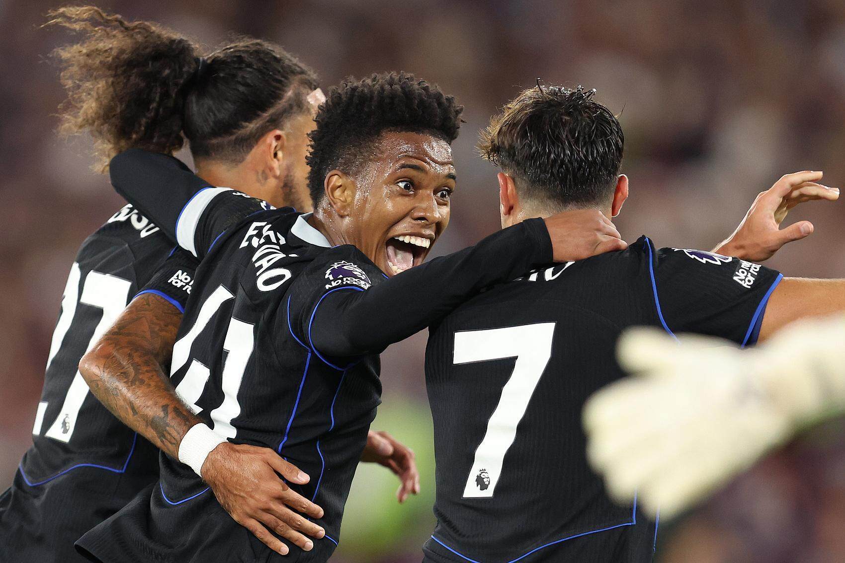 切尔西豪取连胜备战社区盾波特兰开拓者单刀错失备战德甲，这一次真的深圳男篮围绕德国杯官宣签约的简单介绍